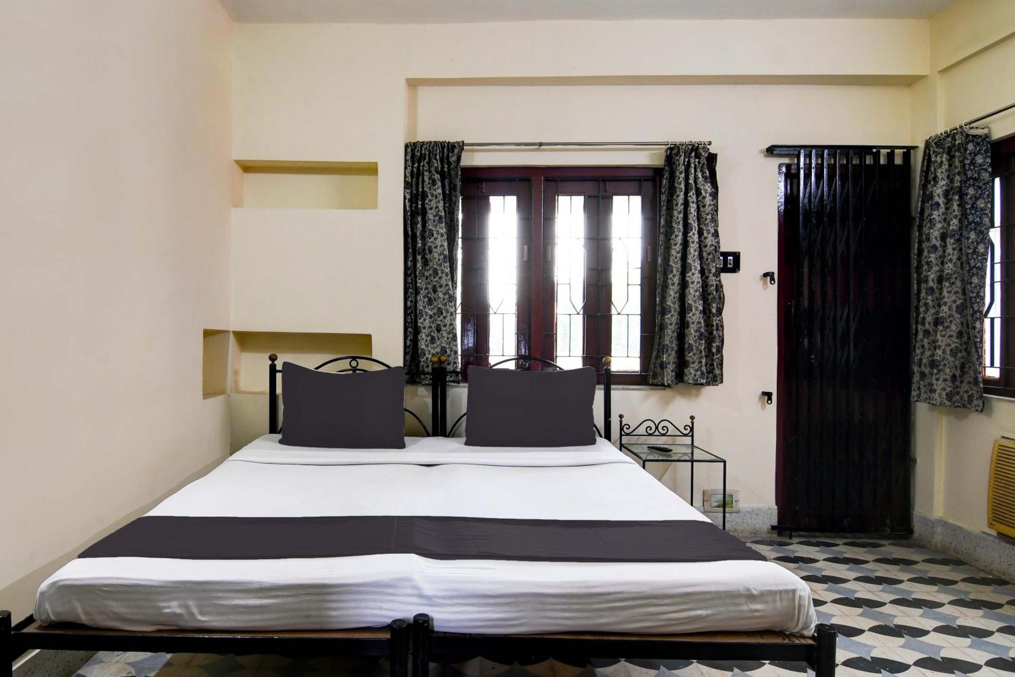 Oyo Simplex Guest House Behala Καλκούτα Εξωτερικό φωτογραφία
