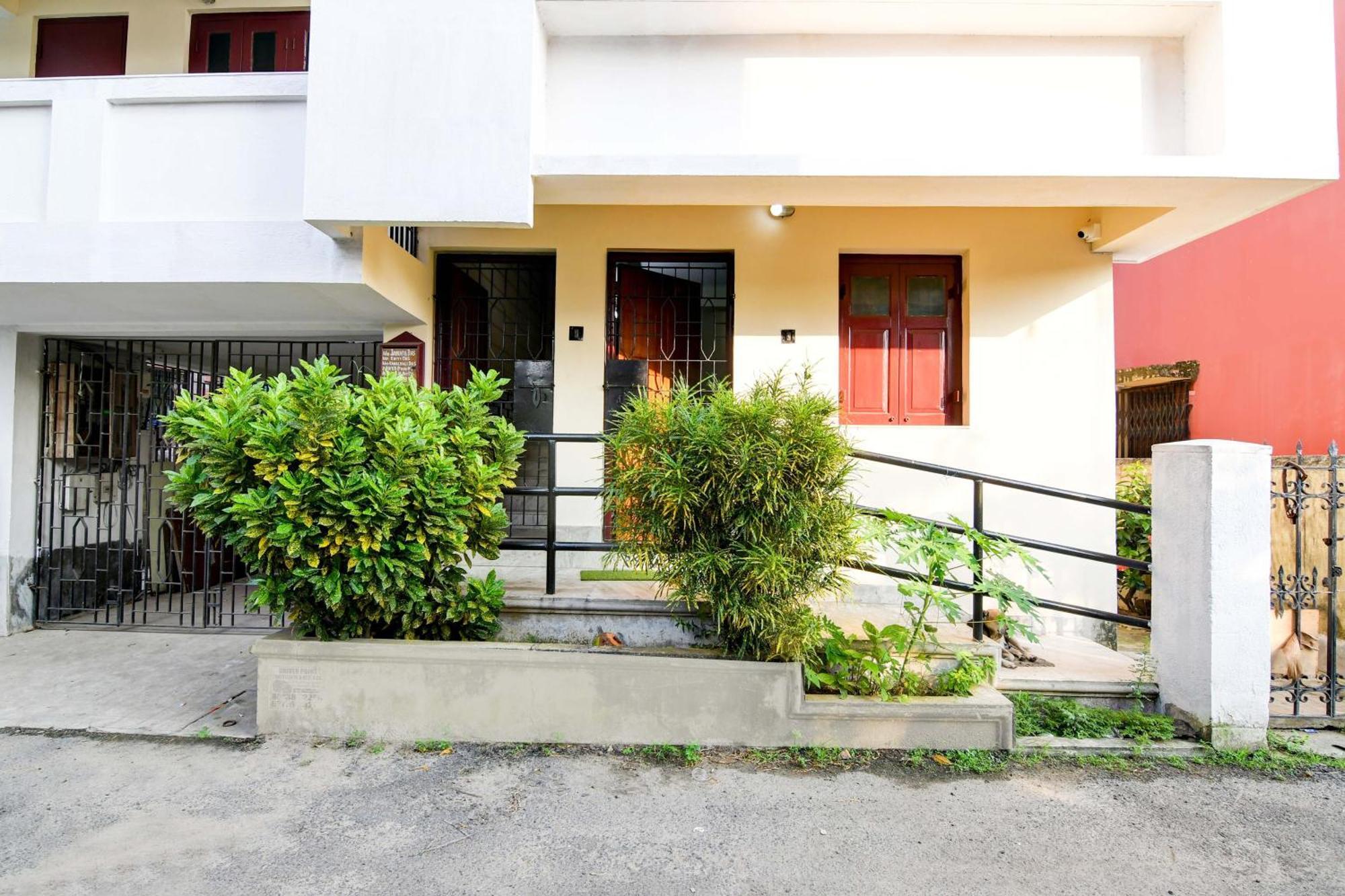 Oyo Simplex Guest House Behala Καλκούτα Εξωτερικό φωτογραφία