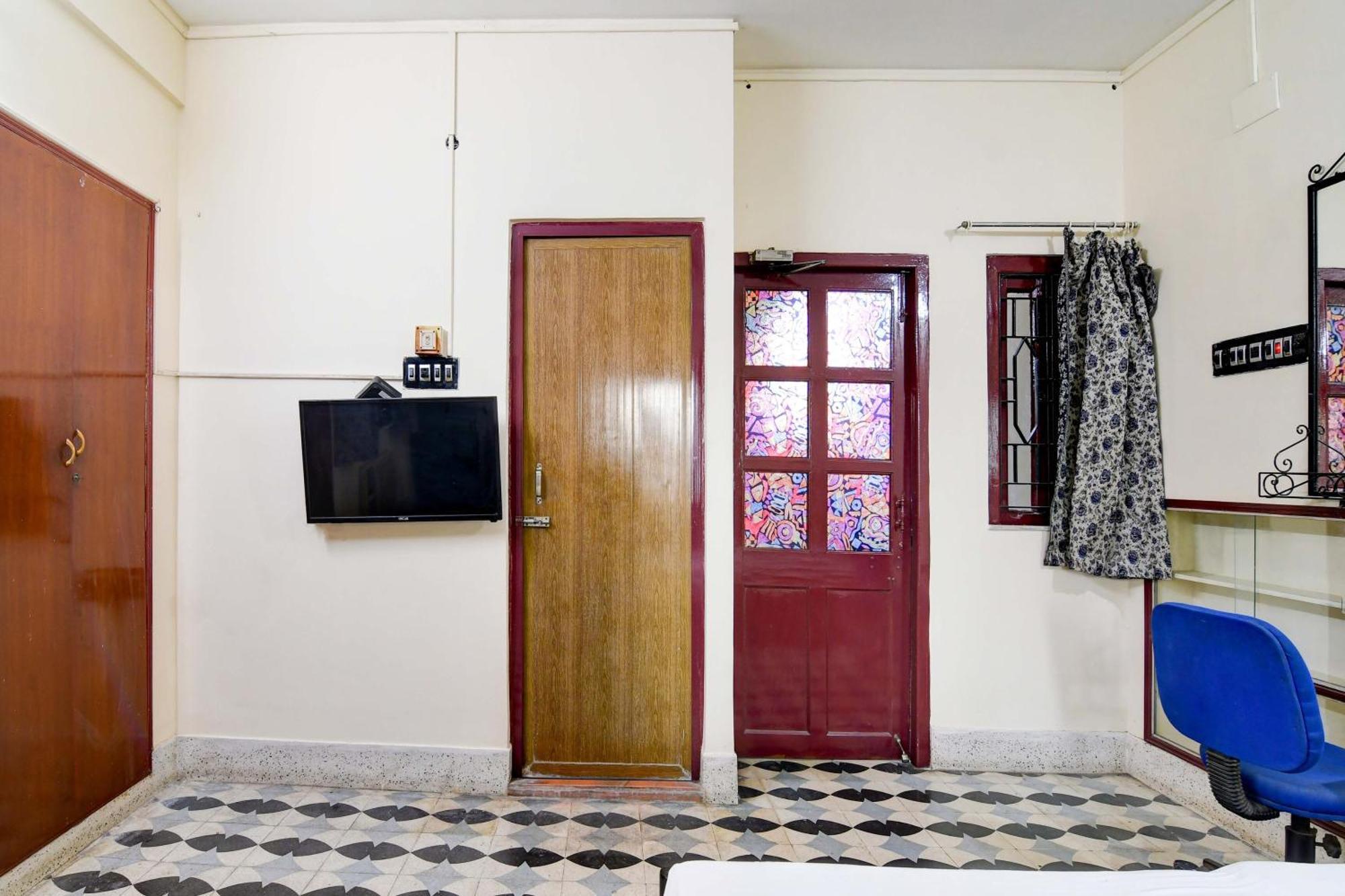 Oyo Simplex Guest House Behala Καλκούτα Εξωτερικό φωτογραφία