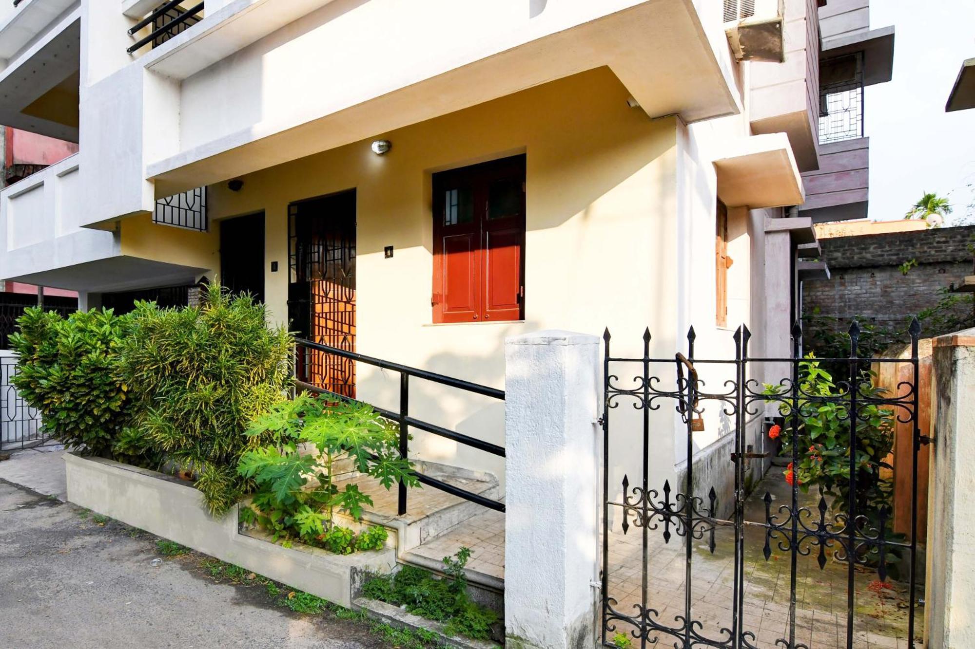 Oyo Simplex Guest House Behala Καλκούτα Εξωτερικό φωτογραφία